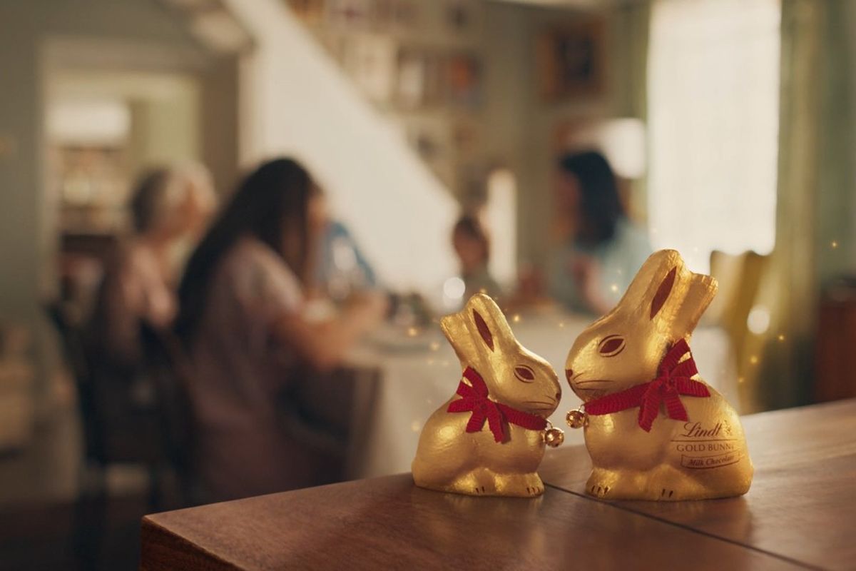 Lindt unveils new Gold Bunny advert