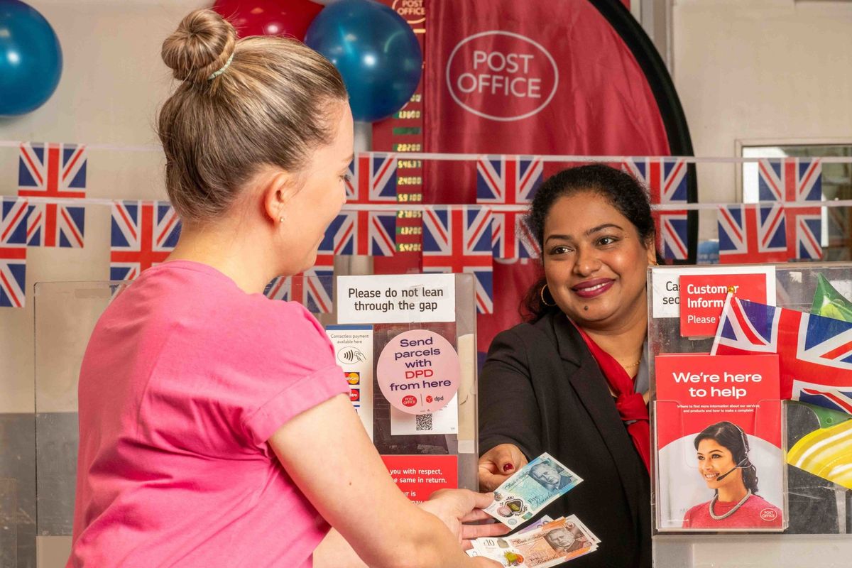 Cash is King: One in four Brits want to get hold of new King Charles banknotes