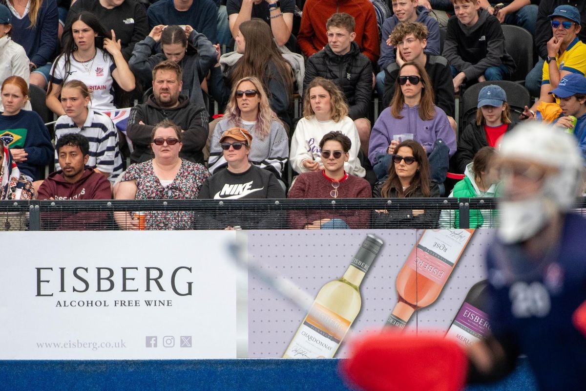 Eisberg becomes official alcohol-free wine supplier of England and GB Hockey