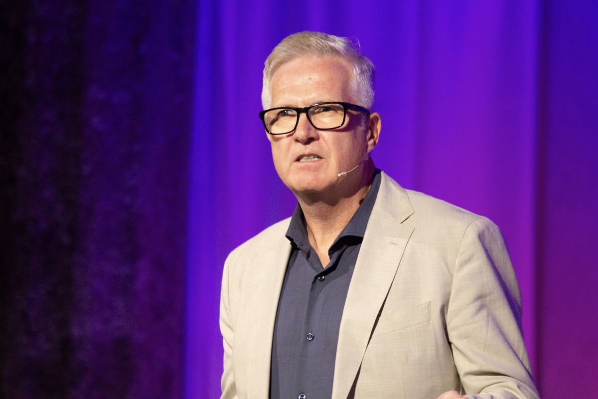 Unitas's Mark Aylwin to step down