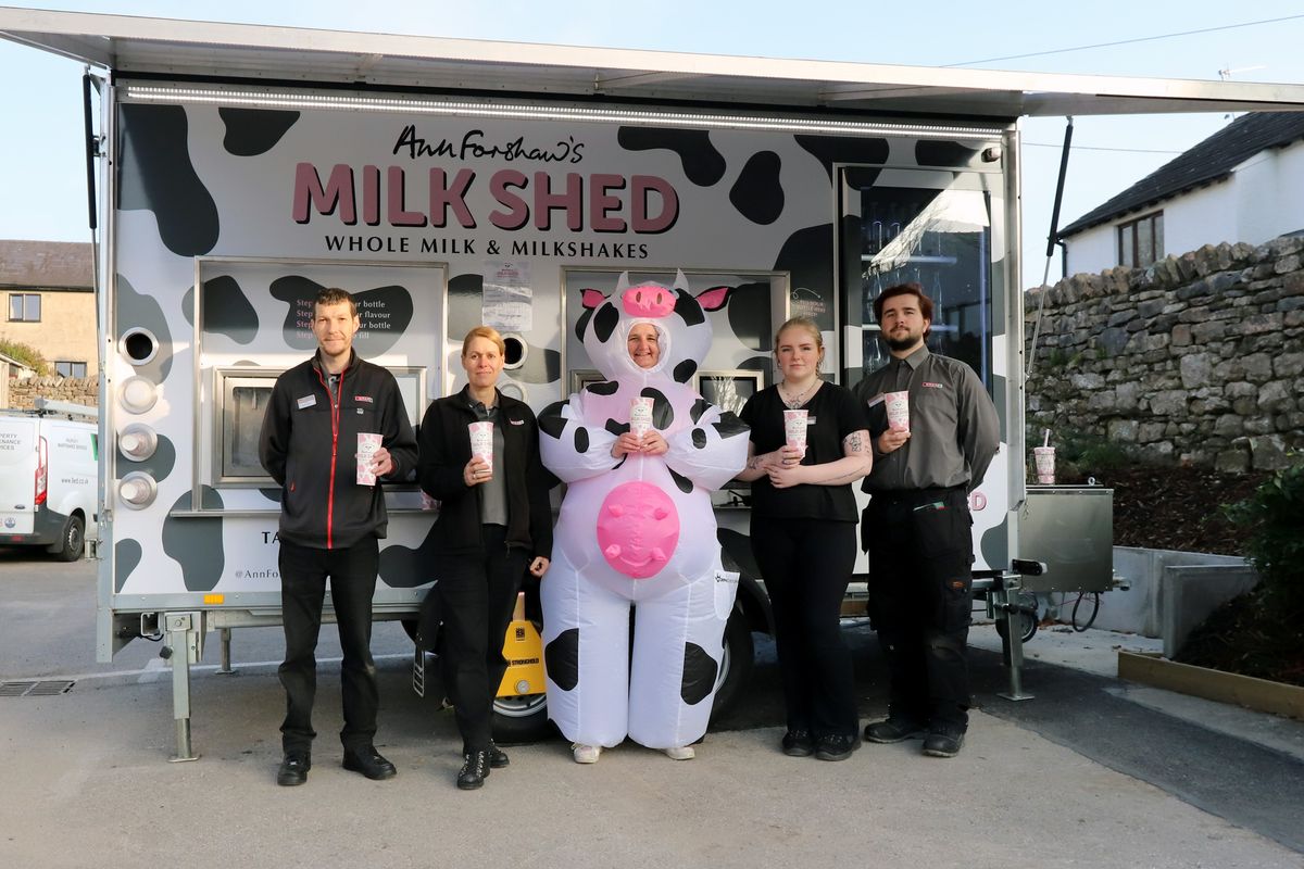 SPAR Milnthorpe introduces whole milk, flavoured milkshake vending machine