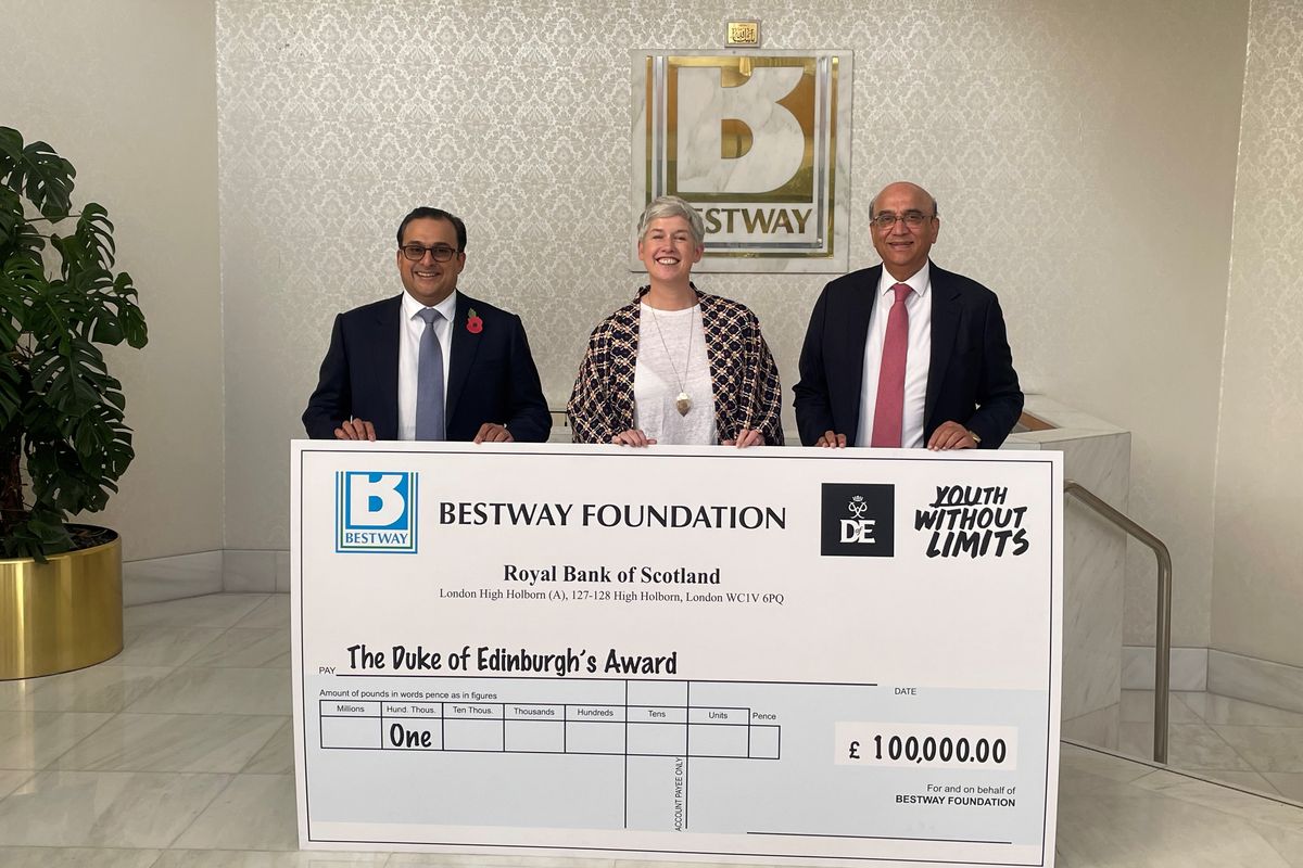 Bestway Foundation UK donates £100,000 to The Duke of Edinburgh’s Award