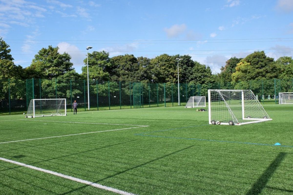 Pembrokeshire convenience store to sponsor Haverfordwest Football Club