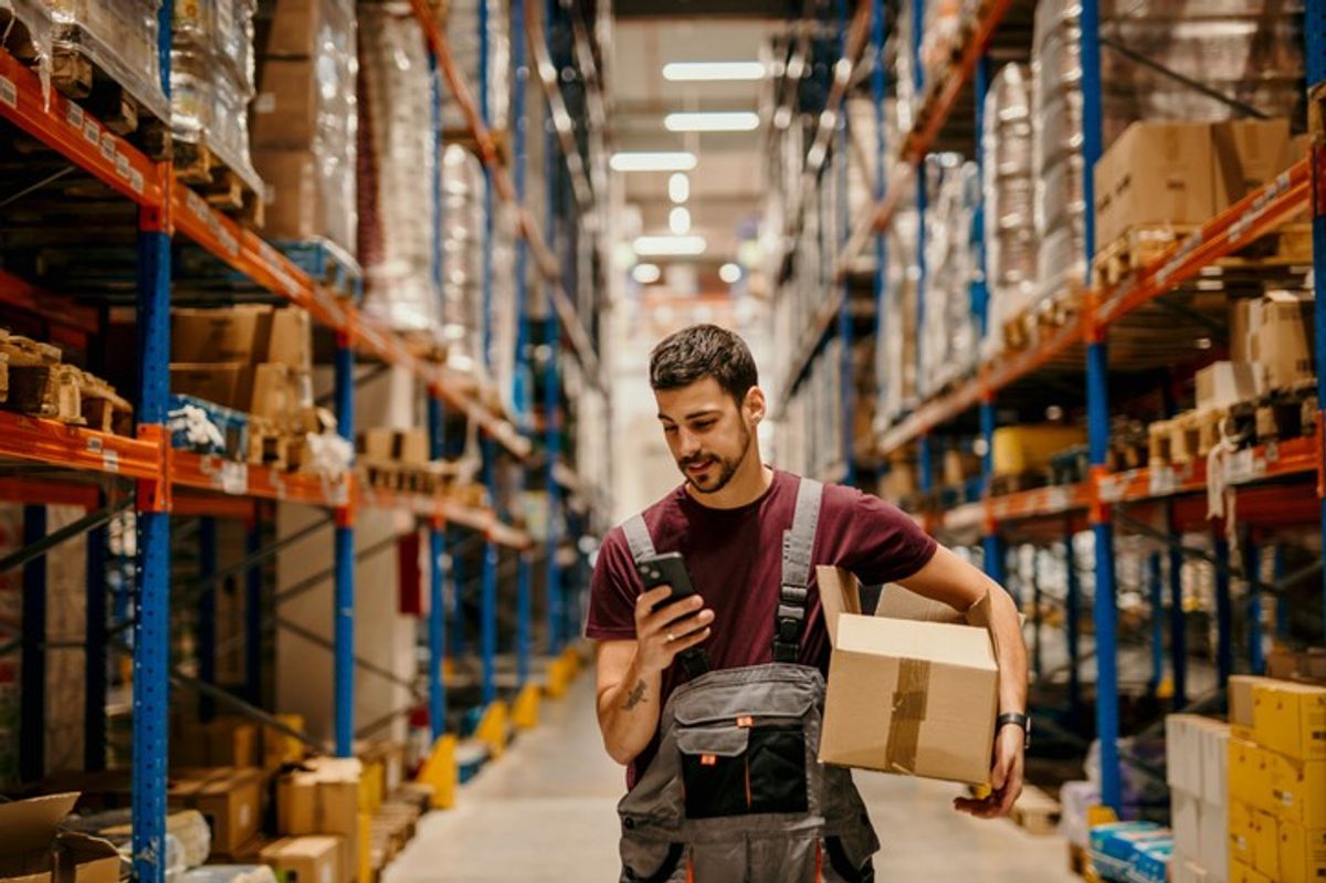 UK wholesale sector to hit £42bn by 2030 despite headwinds from tobacco and vape