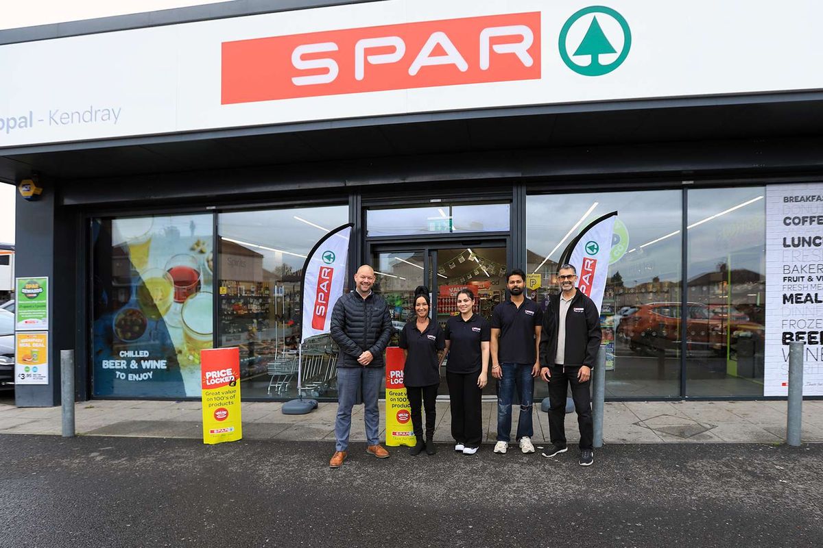 Uppal family opens seventh SPAR store in Barnsley