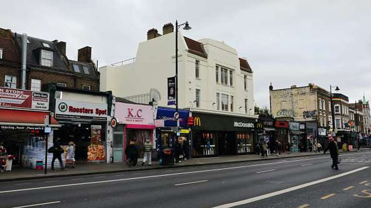 UK retail space shrinks for first time since WWII
