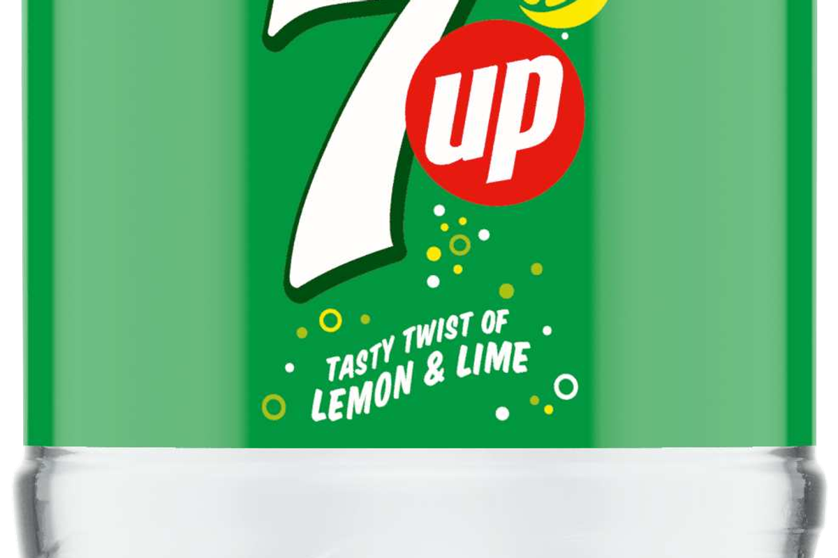 7UP moves to clear bottles