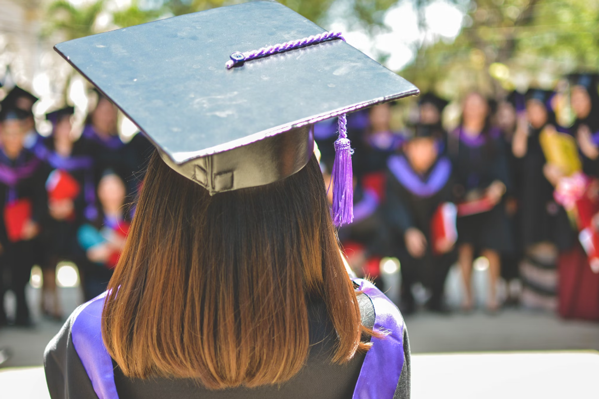 Leverhulme Trust higher education £3k bursary schemes for convenience families - dates