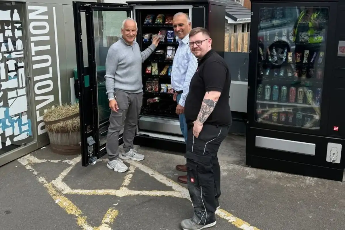 Exclusive: Leading Glasgow retailer bets on vending machines in convenience stores