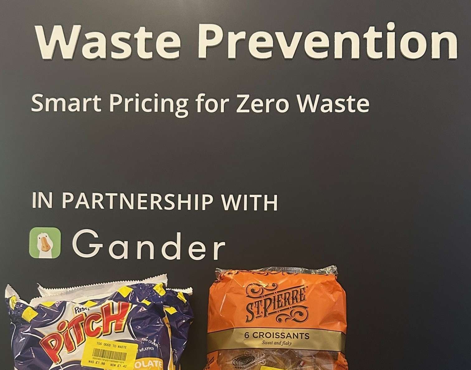 In-store display using Gander RTC technology with Solum electronic shelf labels