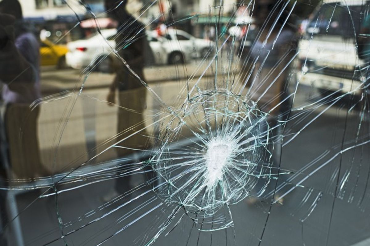 Ipswich shopfronts damaged by skateboard-wielding man during late-night rampage