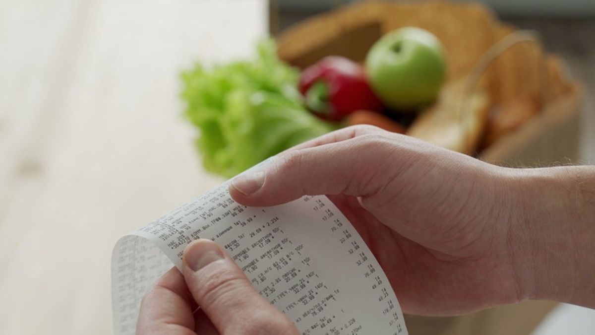 Most Britons are altering buying habits amid higher grocery prices: NielsenIQ