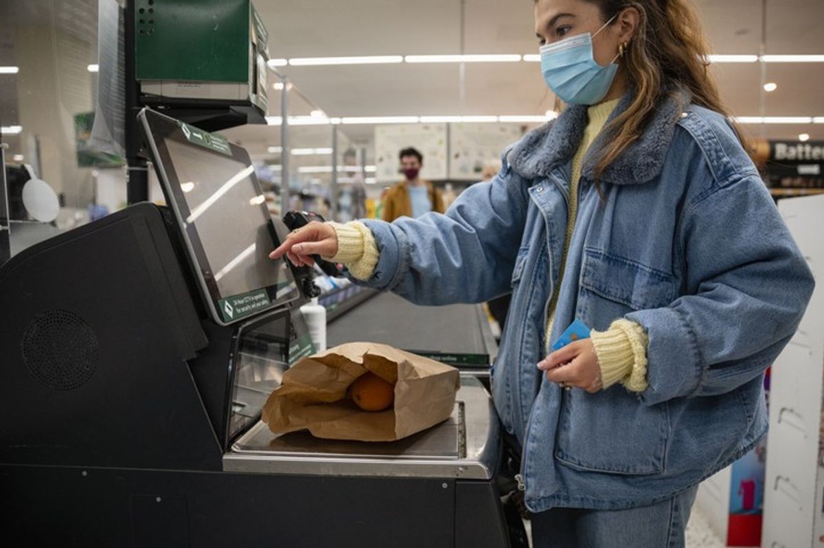 'Third of self-checkout supervisors receiving verbal abuse from shoppers'