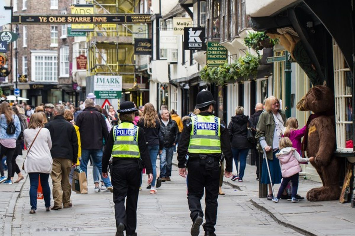 New law to protect shop workers takes effect