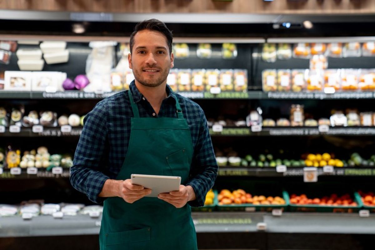 'Shoppers flock to local shops as trust in supermarkets fall'