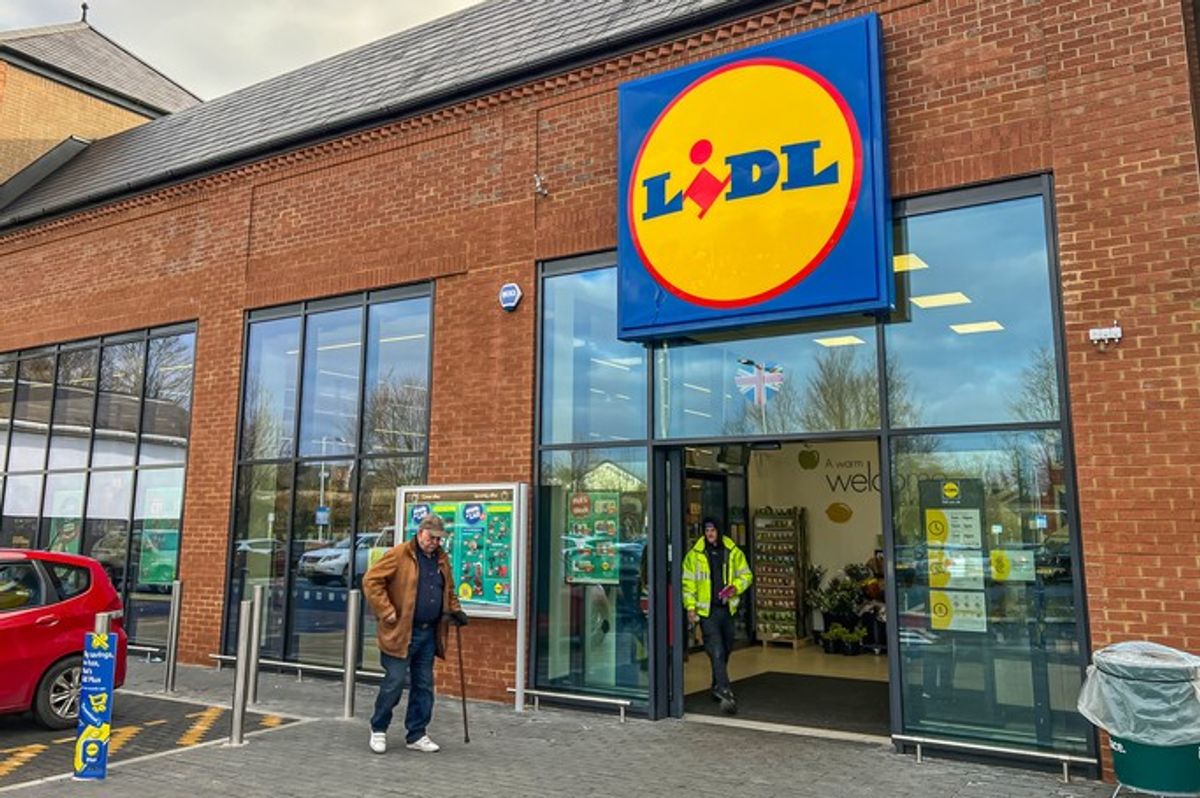 Lidl launches ‘first of its kind’ bottles return scheme in Glasgow
