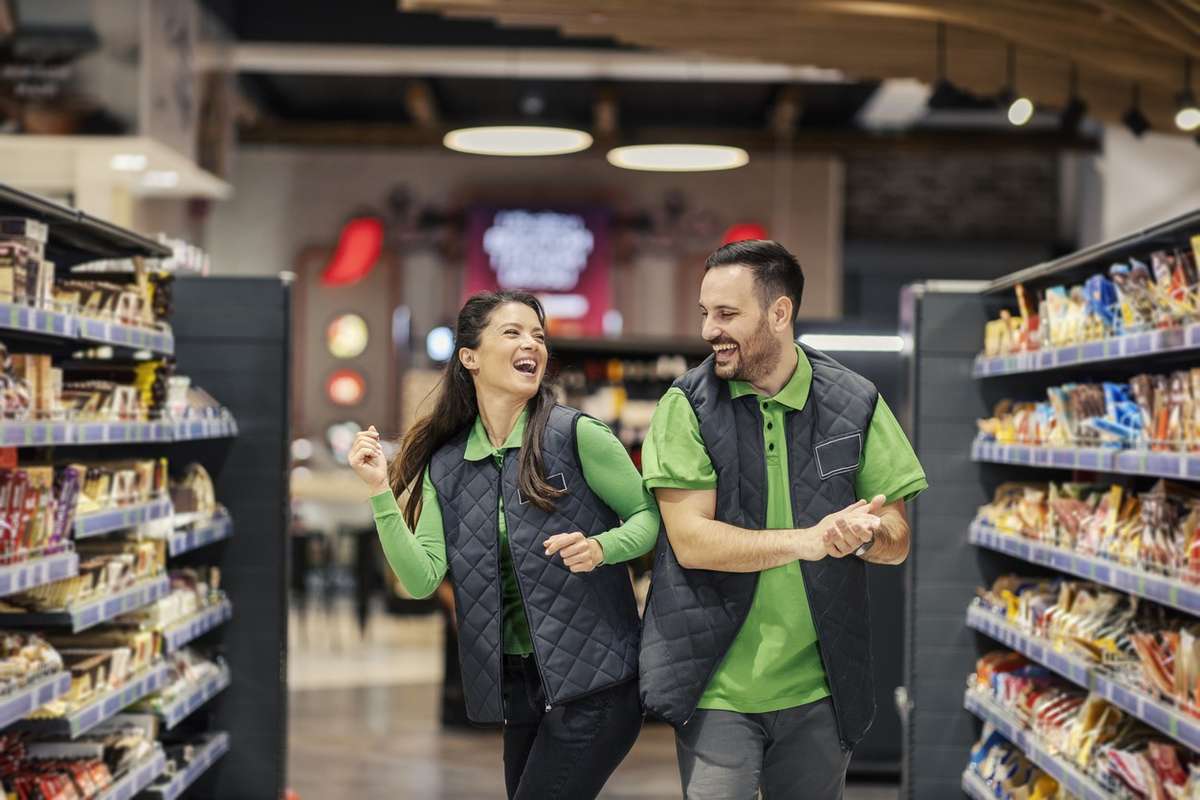 'Music with predictable beat can boost retail workers'