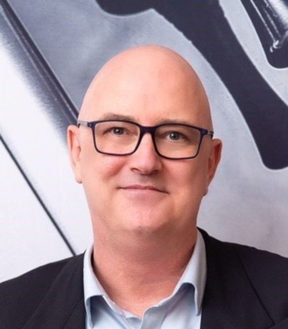 john dunne horizontal