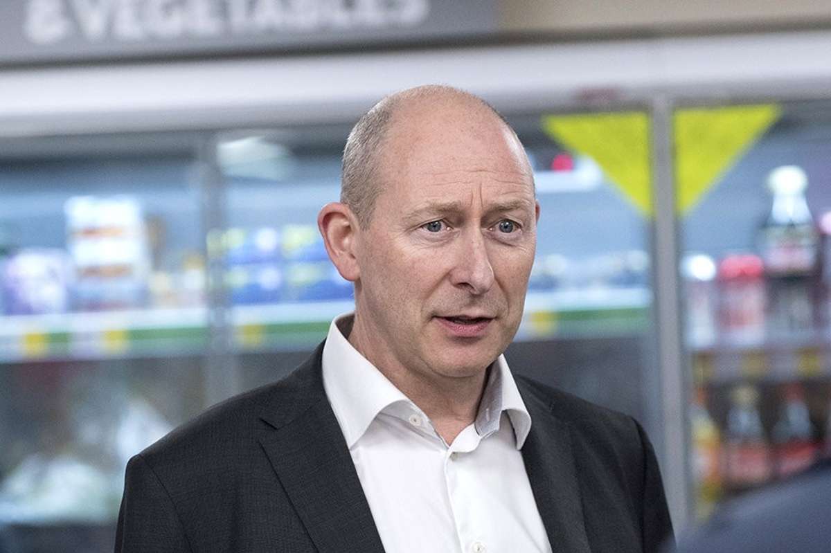 McColl's chief executive Jonathan Miller steps down