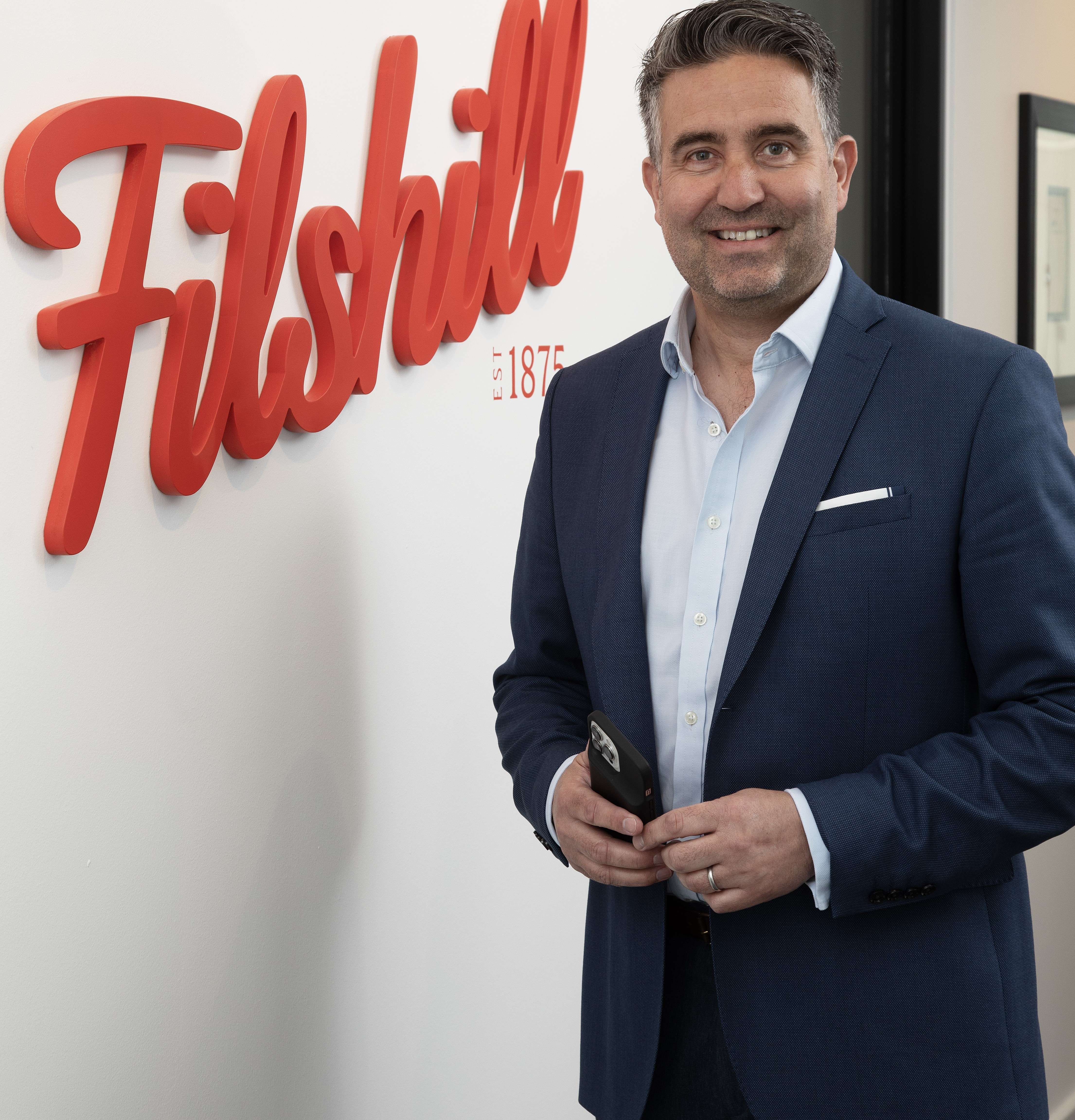 JW Filshill team celebrating 15th consecutive “Best in Class” wholesaler title