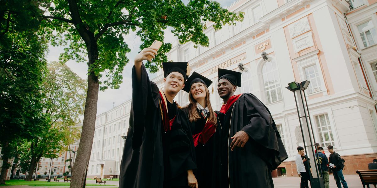 Leverhulme Trust Opens Undergraduate Bursary Applications