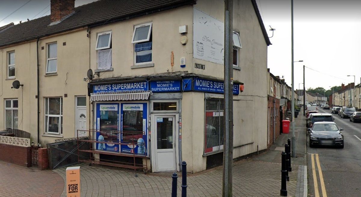 Weapons, poppy seeds found in Wolverhampton shop