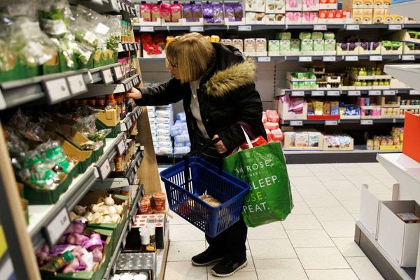 MPs call for supermarket healthy sales targets backed by fines