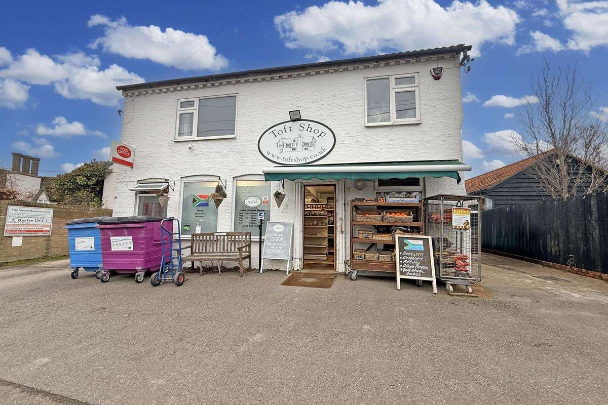 New owner takes over popular Toft convenience store