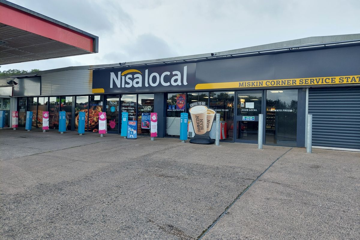 Nisa Local