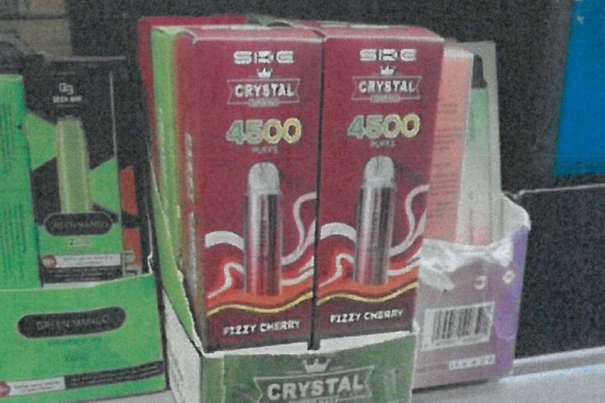 Illegal vape sting brings three-month licence suspension for Lincoln store