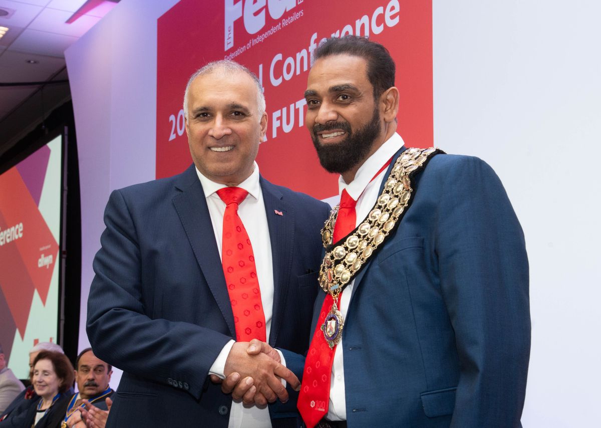 Outgoing National President Mo Razzaq with Hetal Patel at handover
