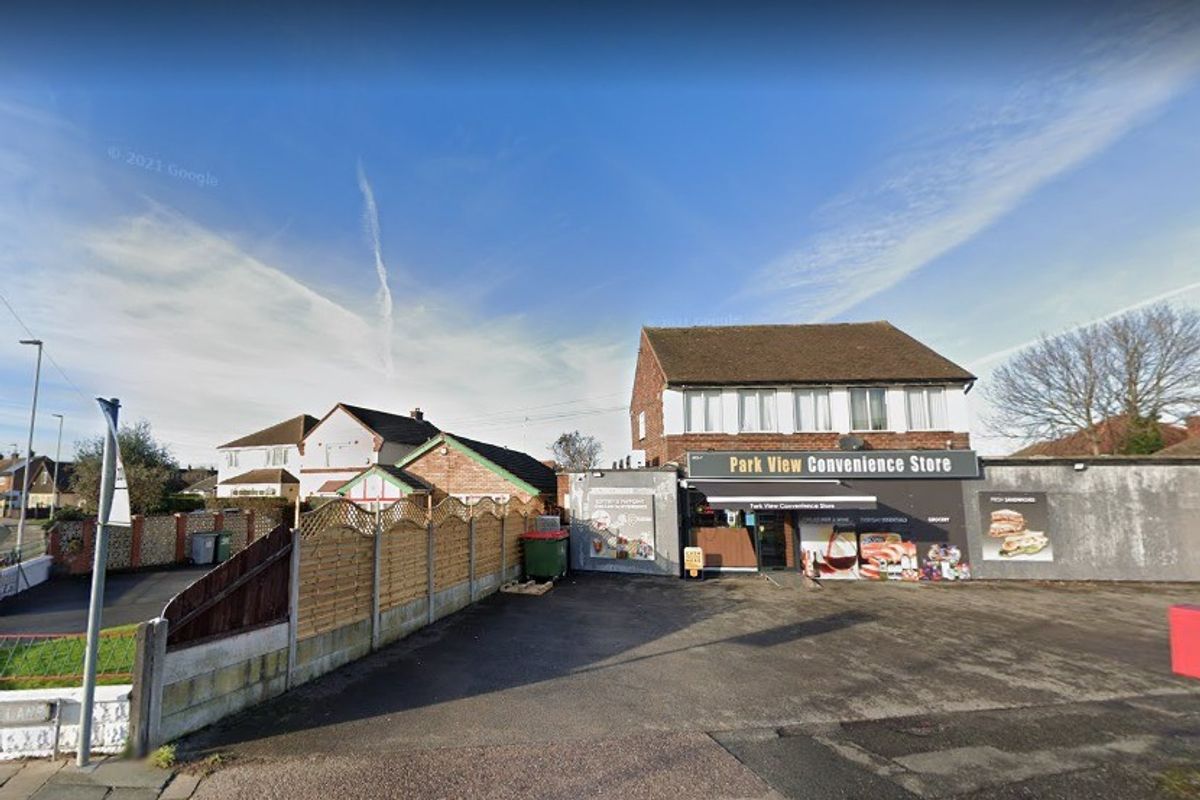 Wirral c-store gets booze licence
