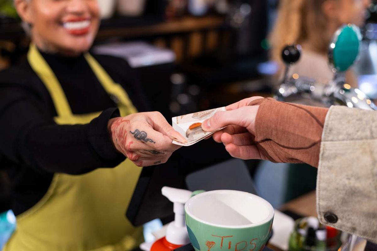 Paying with Cash