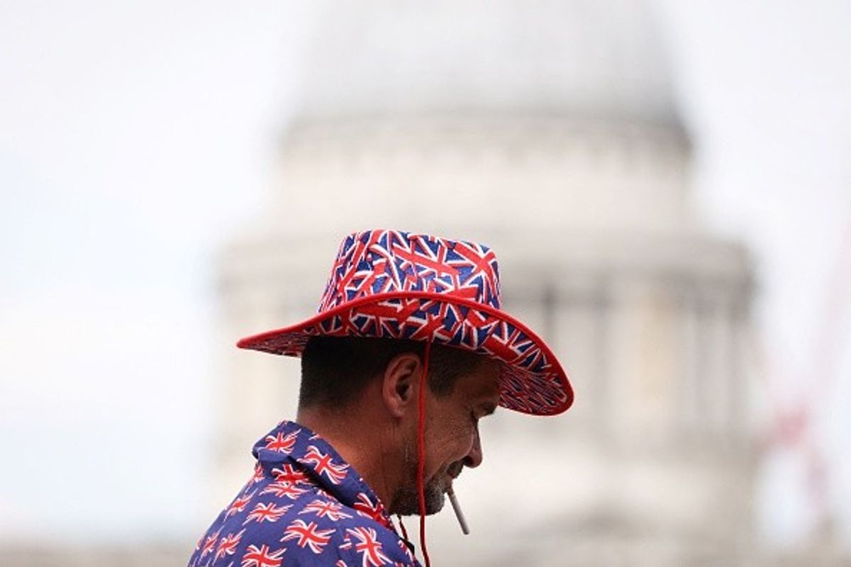 UK may raise smoking age each year, introduce licence for retailers