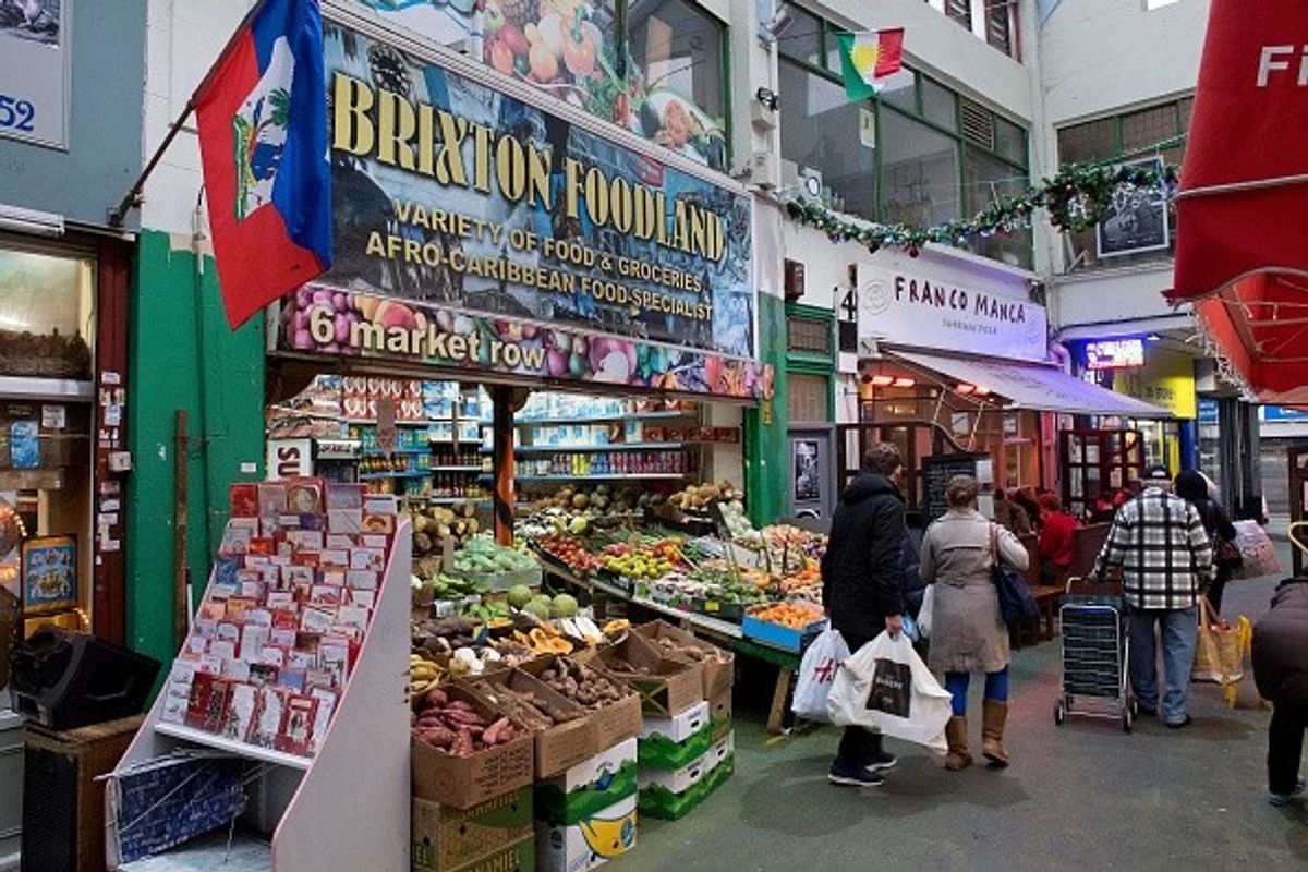 'Take urgent action to tackle £2.5bn energy cost to local shops'