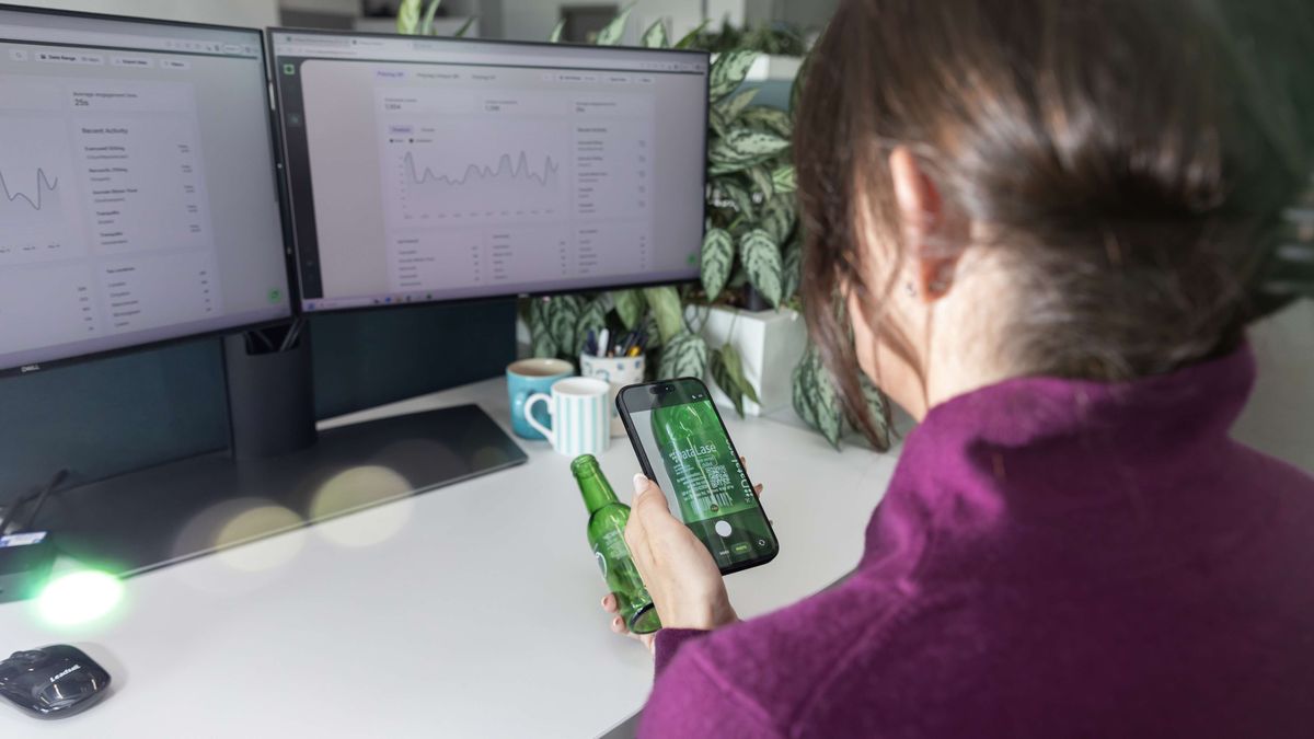 Polytag and DataLase partner to scale connected packaging