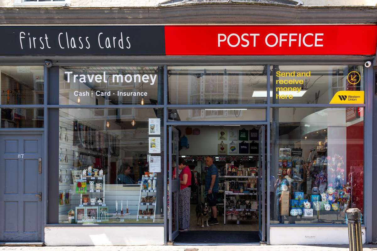 Post Office and Western Union announce exclusive UK partnership for money transfers