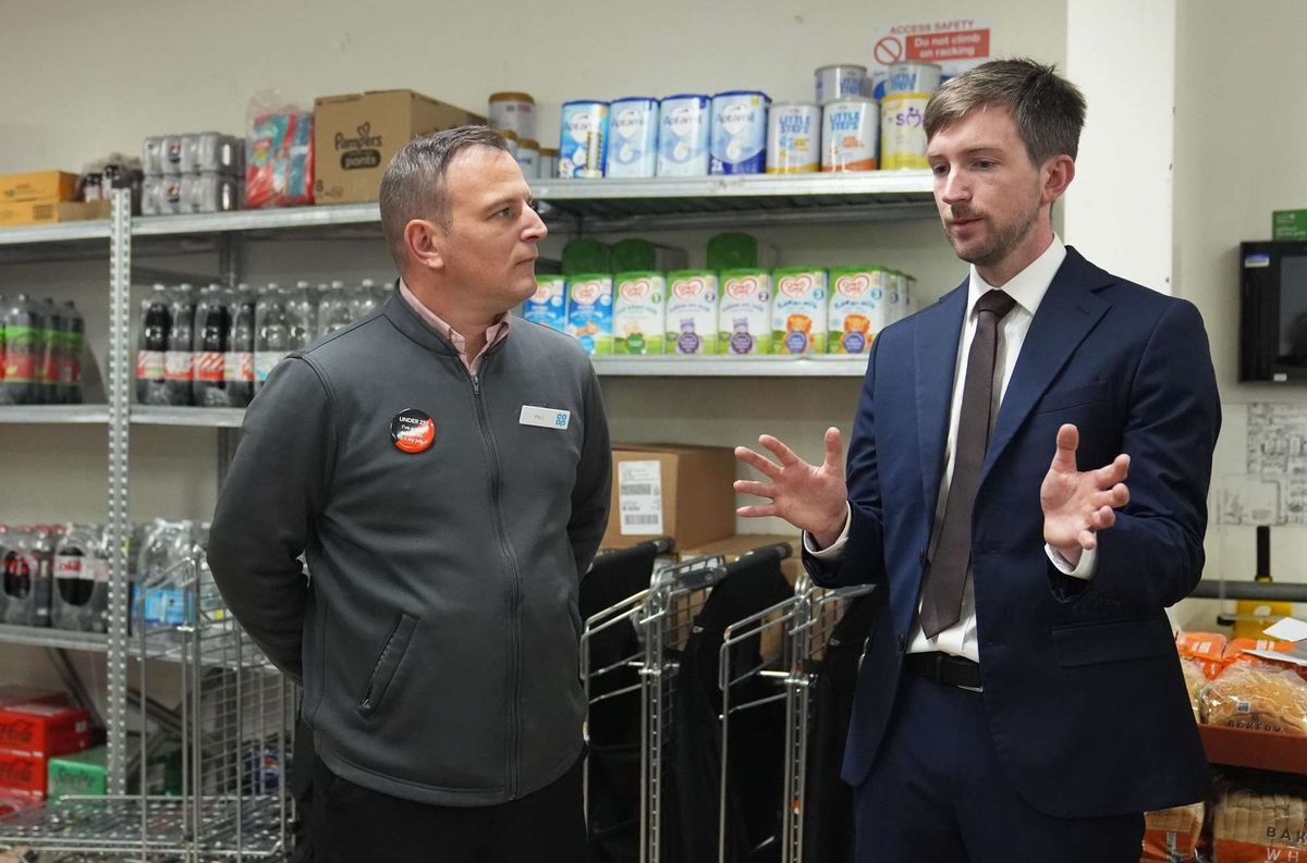 pub-only business rates cut criticised