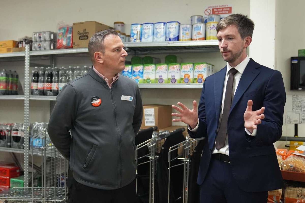 pub-only business rates cut criticised