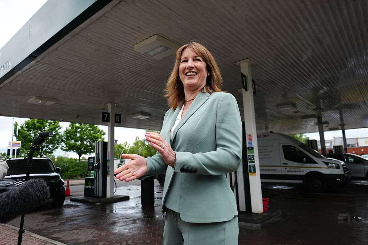 Rachel Reeves at a petrol station