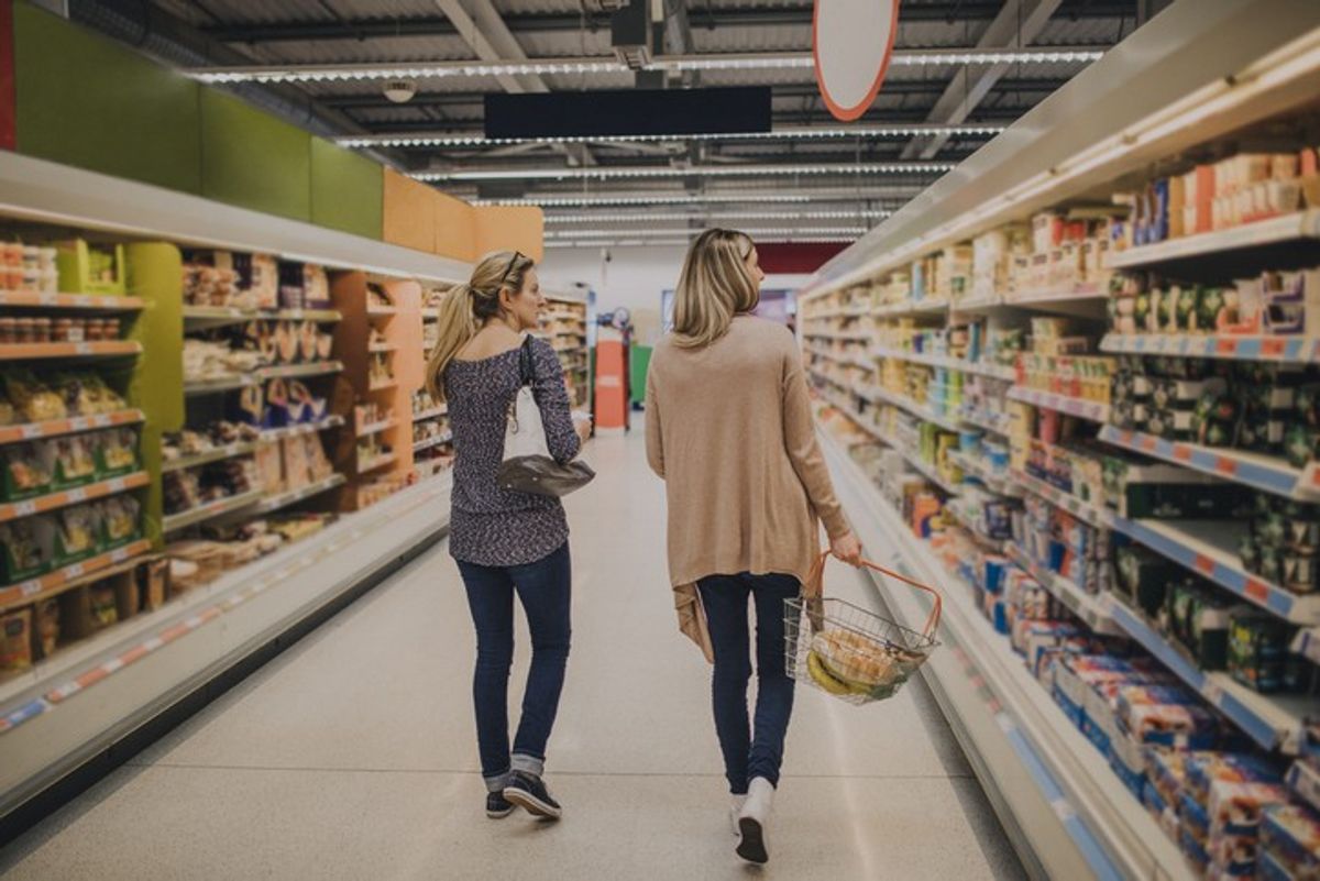 'Shoppers' confidence dips as fear of inflation looms'