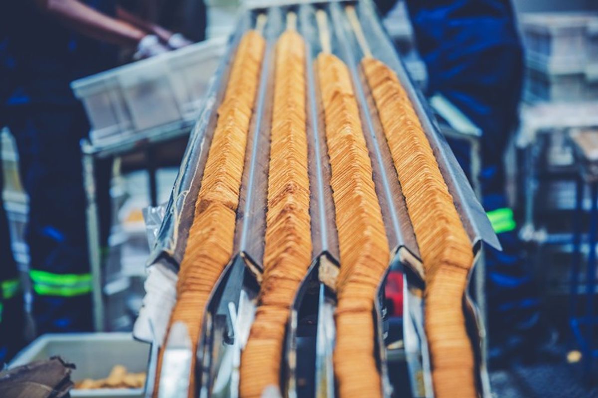 Trade union calls on buyers to save over 500 jobs as 2 Sisters' Elkes Biscuits at risk of closure