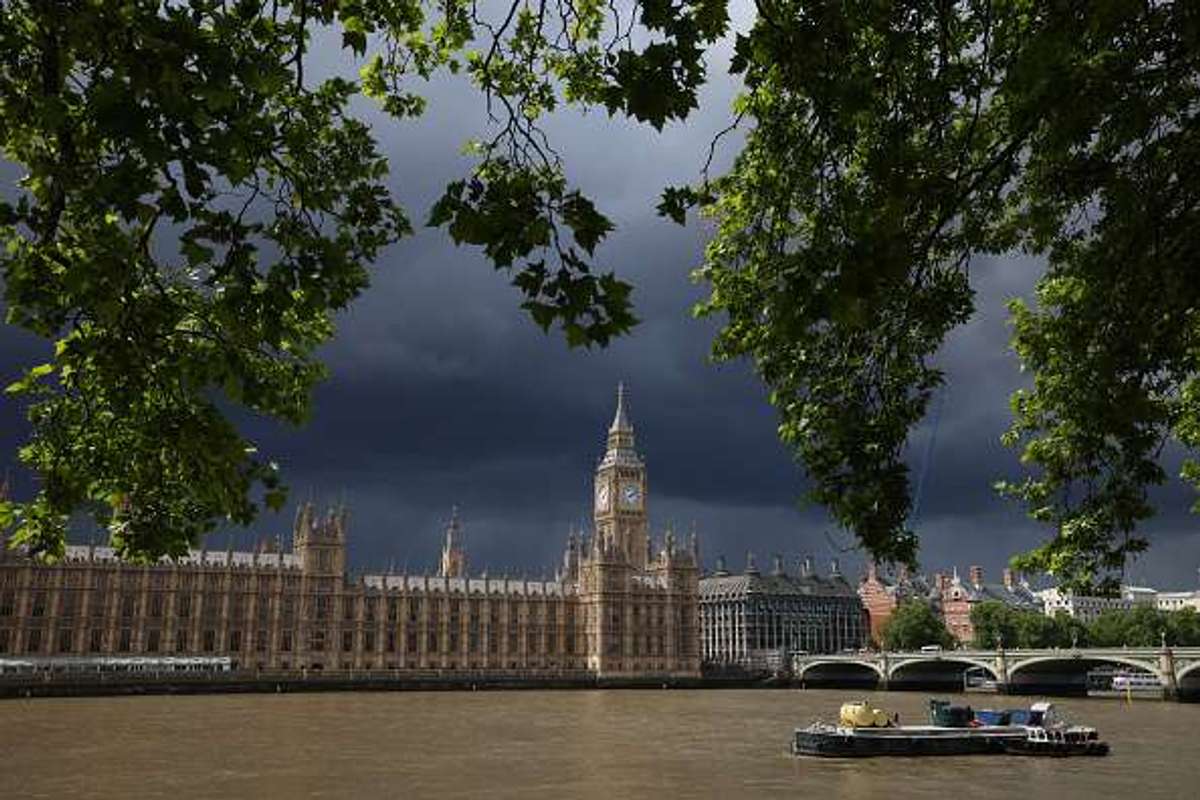 Retailer body calls for urgent action after King’s Speech