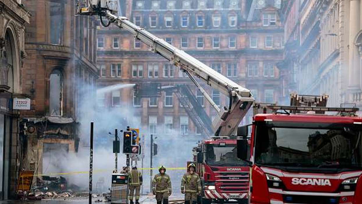 Retailers urged to offer take-back schemes as Glasgow vape shop fire engulfs Union Street