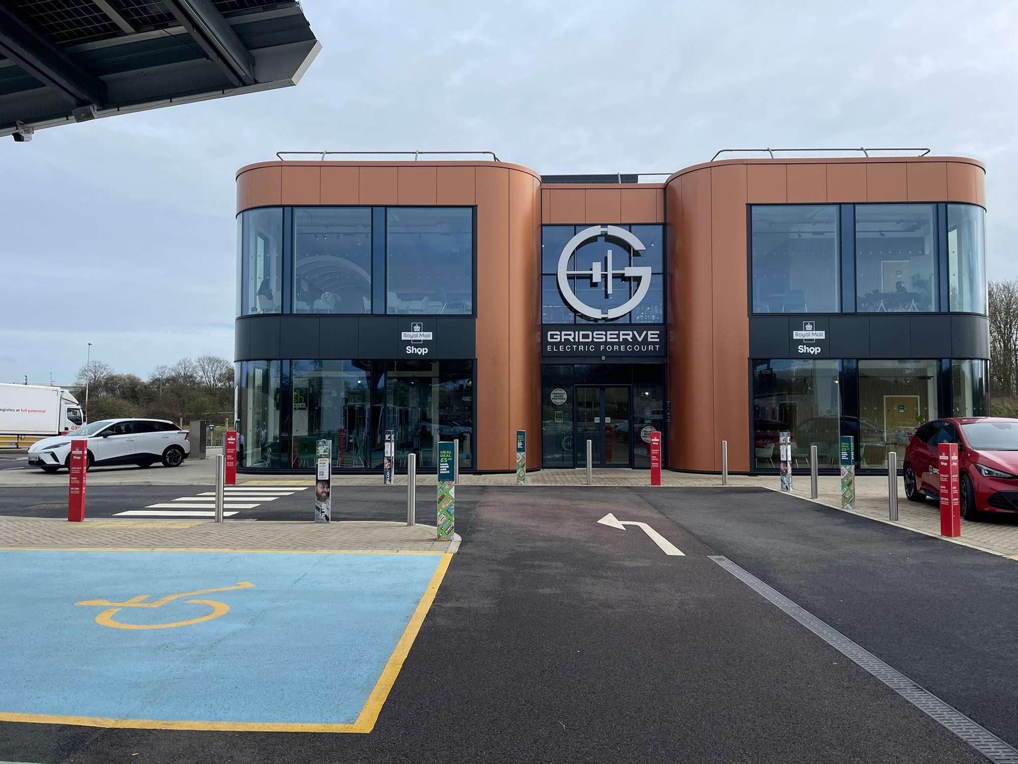 Royal Mail shop opens at EV charging hub