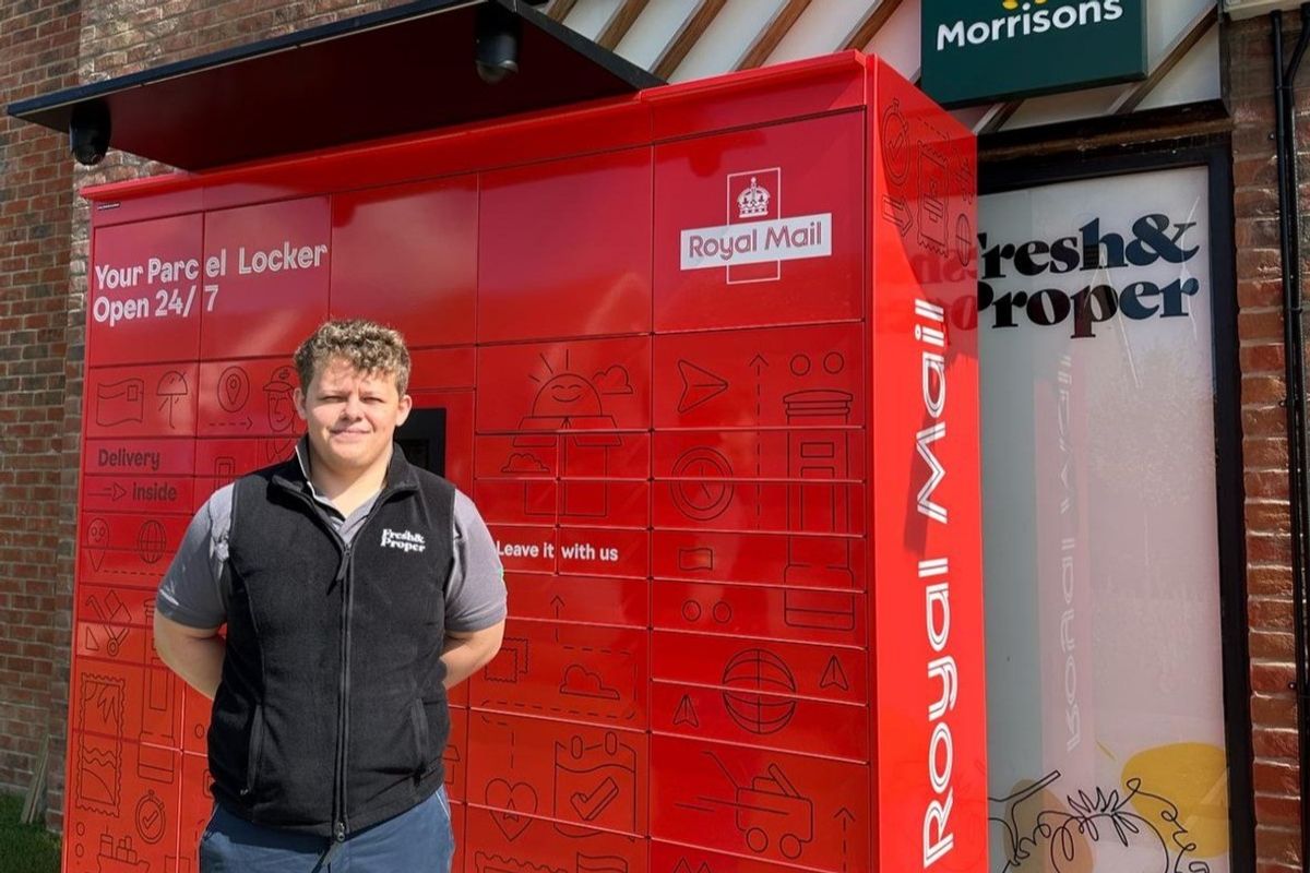 Royal Mail Parcel Locker open 24/7 at Fresh & Proper in Fordham