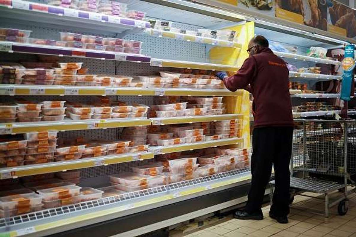 Sainsbury's staff dismissal reignite debate over supermarkets’ response to shoplifting