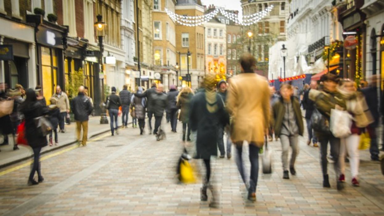 Sale boom in UK during Christmas 2021