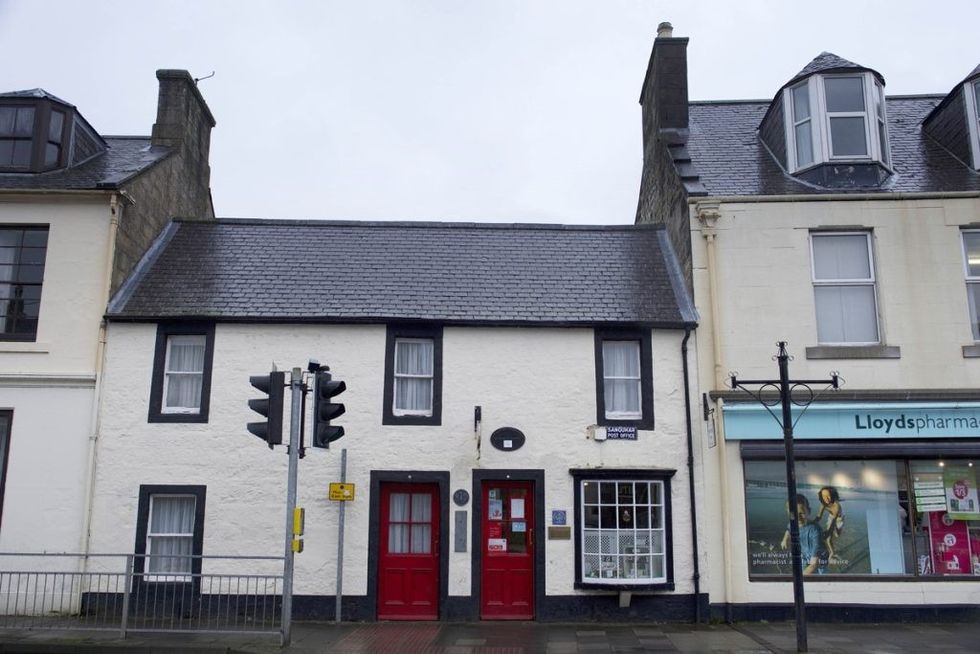 Sanquhar Post Office outside