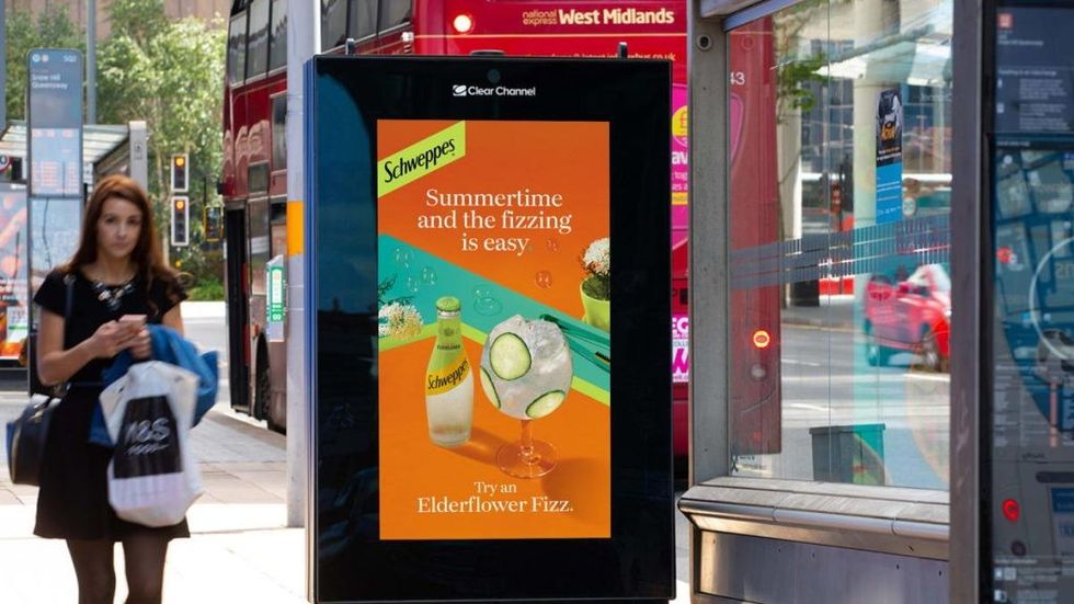 Schweppes Summer OOH Roadside